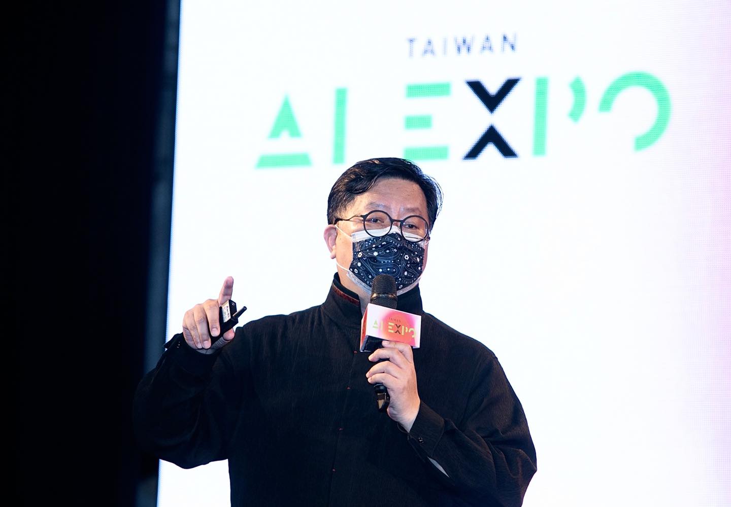 張嘉淵:廣達如何透過AI塑造未來?